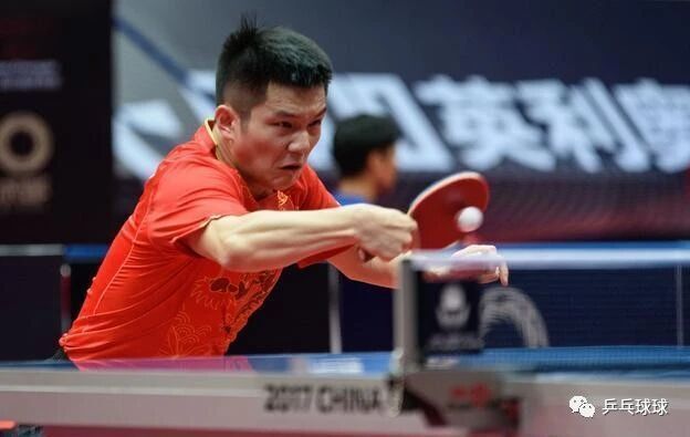 击球让出空, 再加上步法 击球让出空, 再加上步法